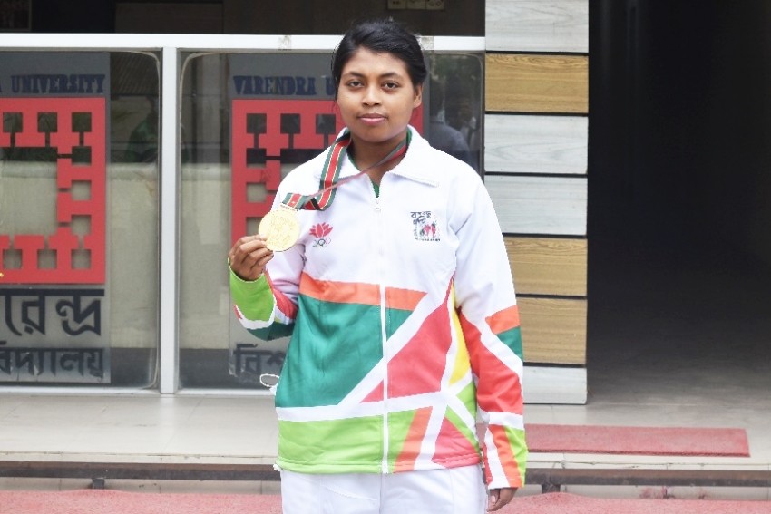 বঙ্গবন্ধু বাংলাদেশ গেমস: স্বর্ণপদক জিতলেন বরেন্দ্র বিশ্ববিদ্যালয়ের রেজিয়া সুলতানা 