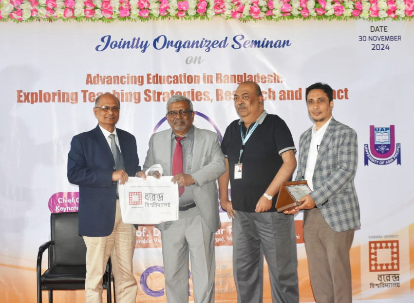 বরেন্দ্র বিশ্ববিদ্যালয়ে ‘বাংলাদেশে শিক্ষার অগ্রগতি:  অন্বেষণ শিক্ষণ কৌশল, গবেষণা এবং প্রভাব’ শীর্ষক সেমিনার অনুষ্ঠিত