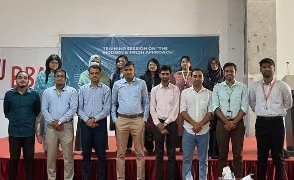 The Department of Business Administration successfully organized an inspiring training session: "The Modern & Fresh Approach: The Inquiry & Curious Classroom."