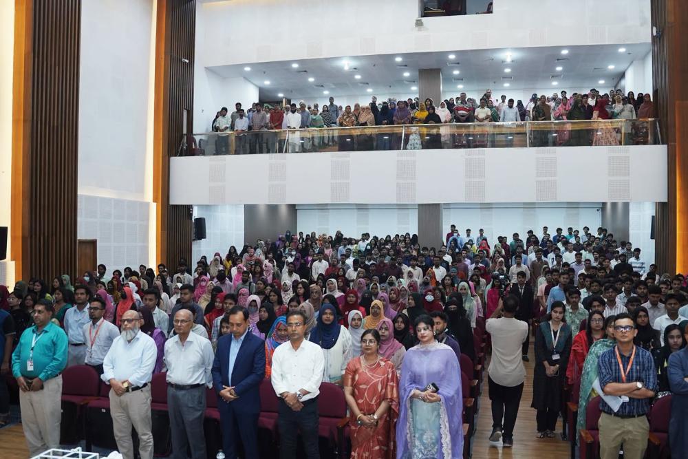 বরেন্দ্র বিশ্ববিদ্যালয়ে নবীন শিক্ষার্থীদের বরণ