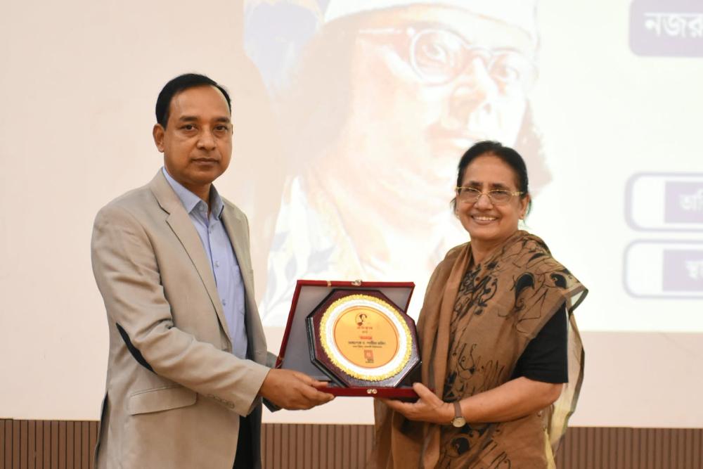 বরেন্দ্র বিশ্ববিদ্যালয়ে নজরুল বর্ষ উপলক্ষ্যে আলোচনা সভা,  পুরস্কার বিতরণী ও সাংস্কৃতিক অনুষ্ঠান