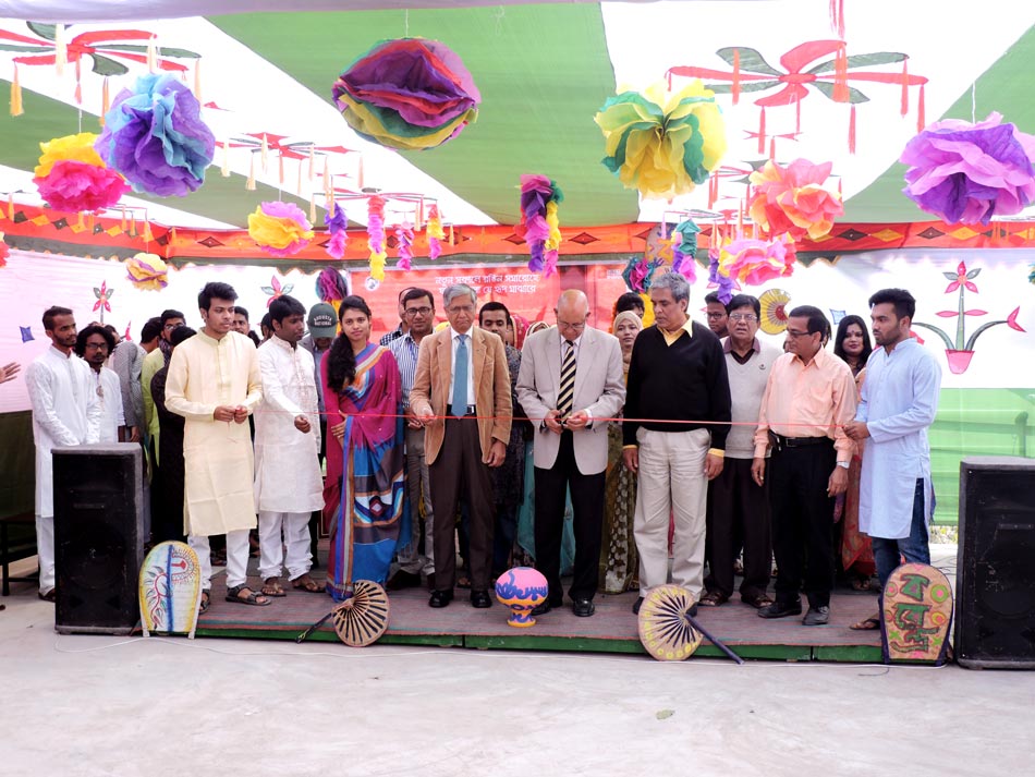 Celebration of Pohela Fhalgun-1424 by Varendra University Business Club