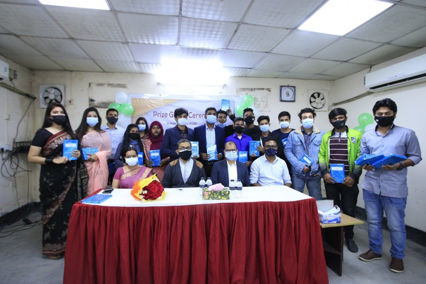 বরেন্দ্র বিশ্ববিদ্যালয়ে জার্নালিজম বিভাগের অন্তঃকক্ষ ক্রীড়া প্রতিযোগিতার পুরষ্কার বিতরণ অনুষ্ঠিত