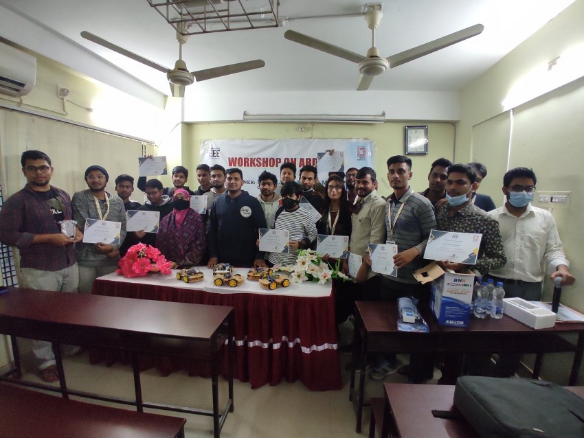 বরেন্দ্র বিশ্ববিদ্যালয়ের ইইই বিভাগ কর্তৃক আরডুইনো বিষয়ে ওয়ার্কশপ অনুষ্ঠিত