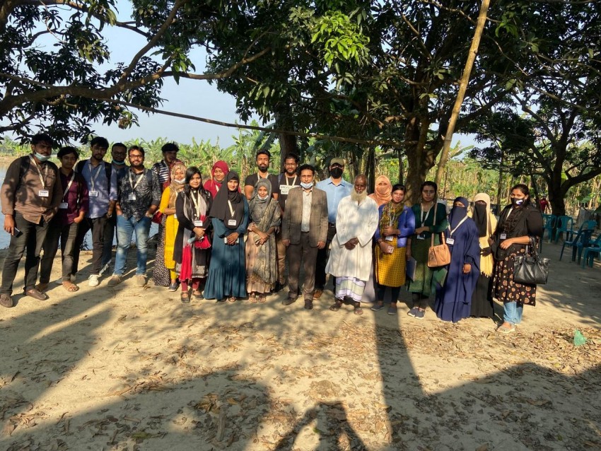 রাষ্ট্রবিজ্ঞান বিভাগ, বরেন্দ্র বিশ্ববিদ্যালয় কর্তৃক মাঠ পর্যায়ে তথ্য সংগ্রহের কৌশল রপ্ত করার লক্ষে মাঠ পরিদর্শন