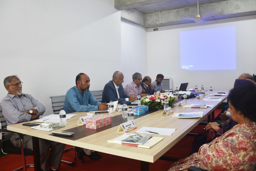 স্থায়ী ক্যাম্পাসে বরেন্দ্র বিশ্ববিদ্যালয় ট্রাস্টের সভা অনুষ্ঠিত