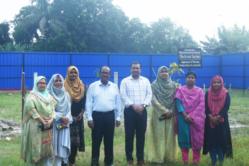 বরেন্দ্র বিশ্ববিদ্যালয়ে ঔষধি বাগান উদ্বোধন