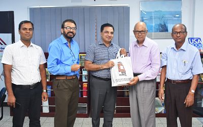 বরেন্দ্র বিশ্ববিদ্যালয় পরিদর্শন করলেন ভারতীয় সহকারী হাই কমিশনার