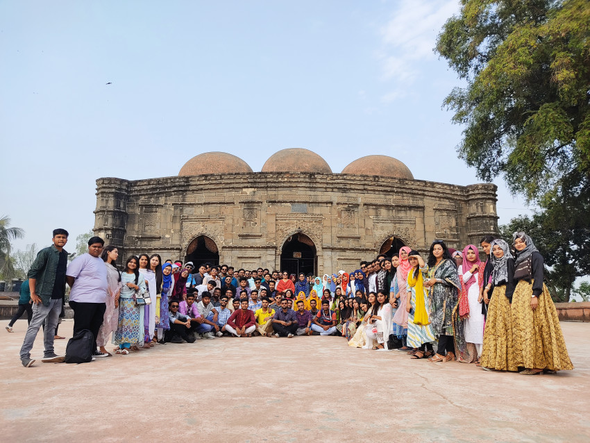 ফার্মেসী বিভাগের বার্ষিক বনভোজন ২০২৩ অনুষ্ঠিত।