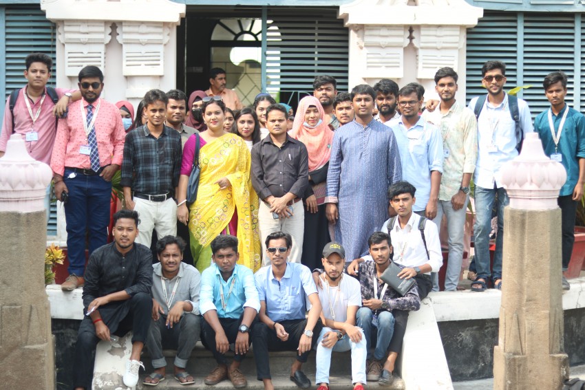 সমাজবিজ্ঞান বিভাগের শিক্ষার্থীদের বরেন্দ্র রিসার্চ মিউজিয়াম ও বরেন্দ্র বিশ্ববিদ্যালয়ের স্থায়ী ক্যাম্পাস পরিদর্শন