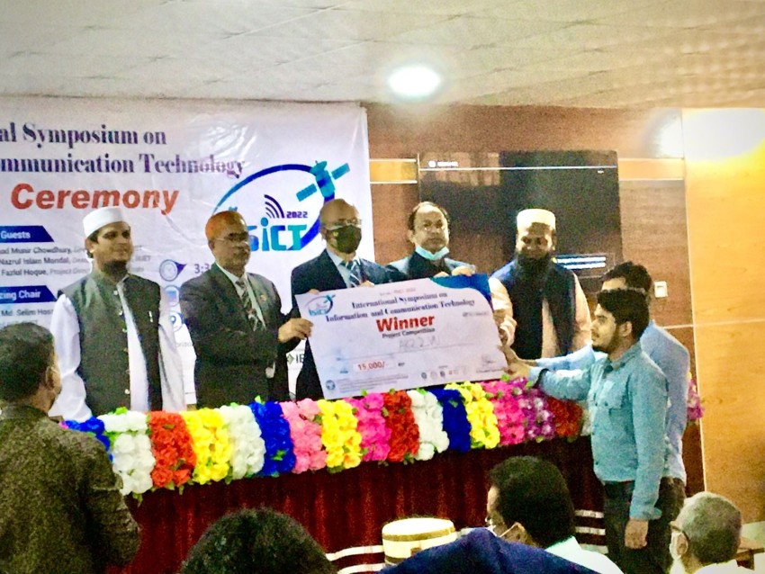 রুয়েটে আয়োজিত আন্তর্জাতিক কর্মশালায় বরেন্দ্র বিশ্ববিদ্যালয়ের ইইই ডিপার্টমেন্টের শিক্ষার্থীদের অভাবনীয় সাফল্যয