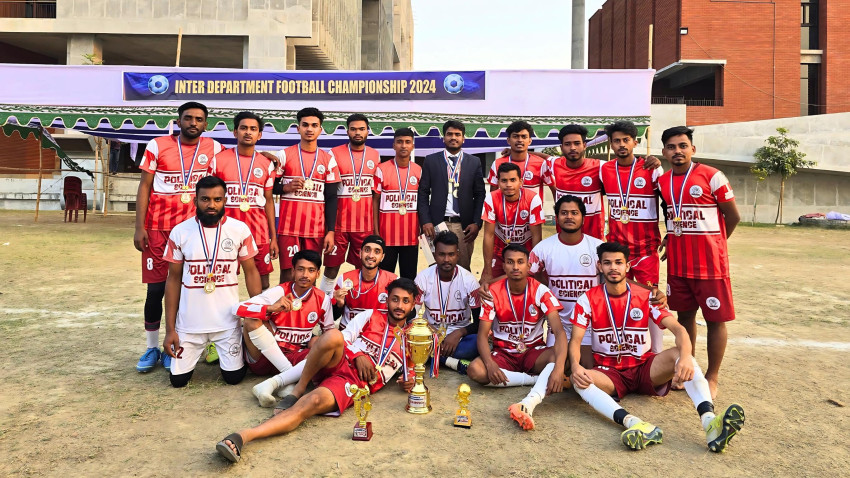 বরেন্দ্র বিশ্ববিদ্যালয় আন্তঃবিভাগ ফুটবল চ্যাম্পিয়নশিপে চ্যাম্পিয়ন রাষ্ট্রবিজ্ঞান বিভাগ