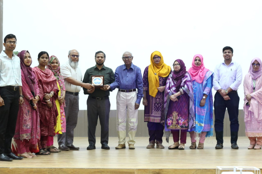Seminar on “Pharmaceutical Industry: A Comprehensive Overview” Successfully Held