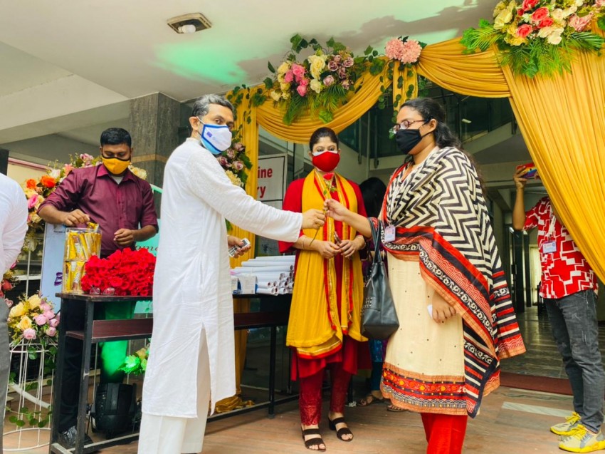 বরেন্দ্র বিশ্ববিদ্যালয়ে সশরীরে ক্লাস শুরু