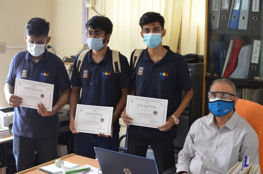বরেন্দ্র বিশ্ববিদ্যালয়ে প্রোগ্রামিং কনটেস্টে ২০২১-এর পুরস্কার বিতরণী