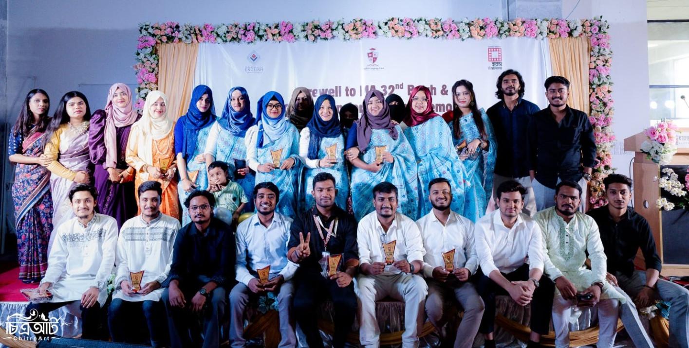 Department of English, Varendra University Hosts Graduation and Farewell Ceremony for BA 27th & 28th and MA 32nd Batches